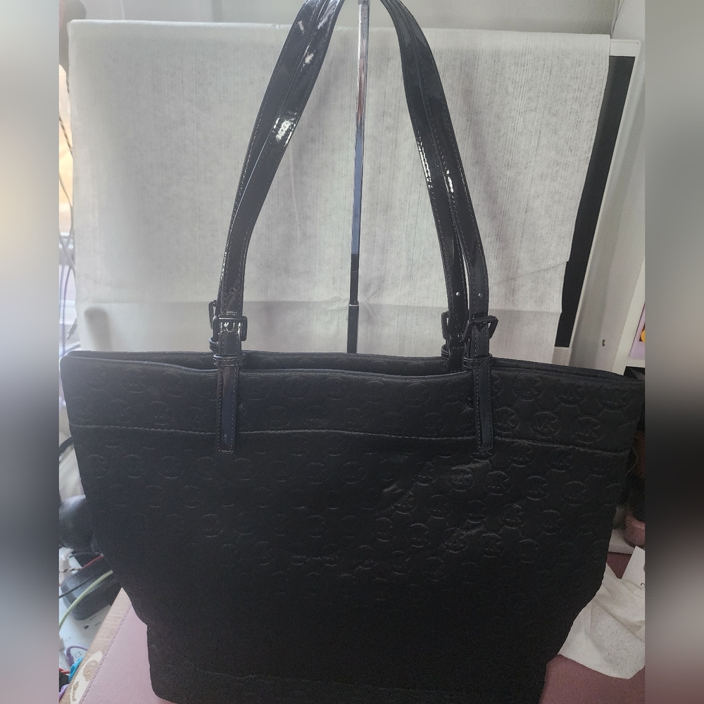 Michael kors Tote - Picture 8 of 12